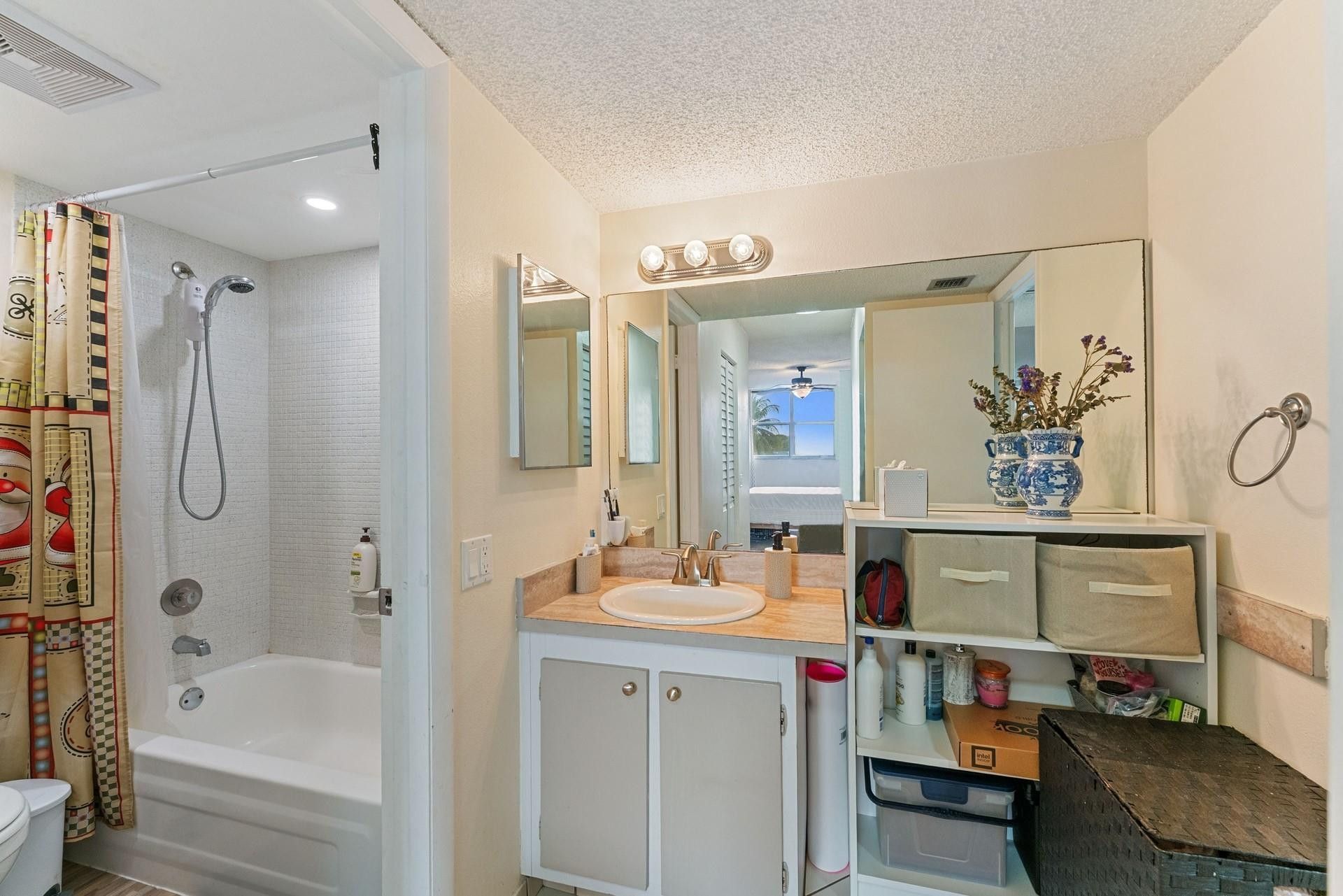 9400 Lime Bay Boulevard, Unit 214, Tamarac, FL 33321 Photo