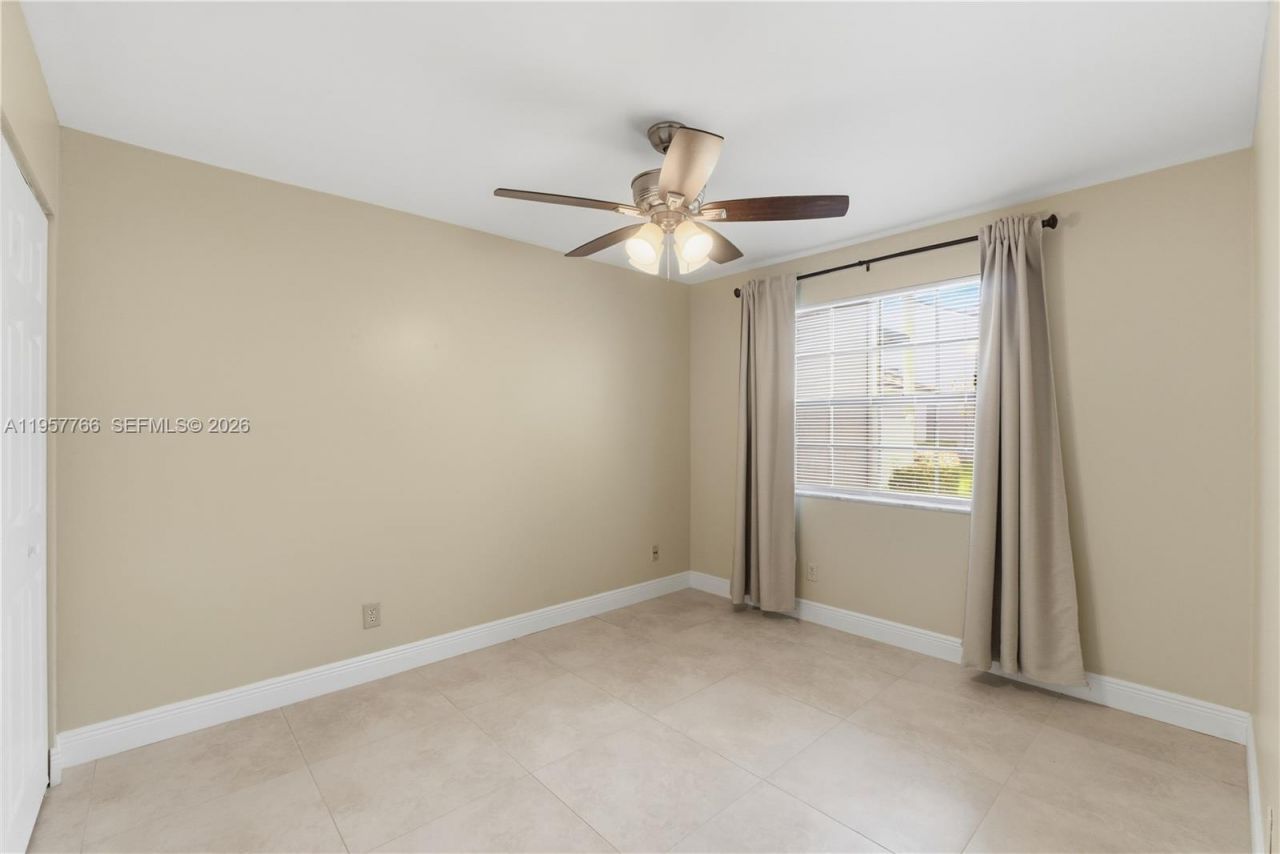 11654 NW 11th St, Unit 11654, Pembroke Pines, FL 33026 Photo