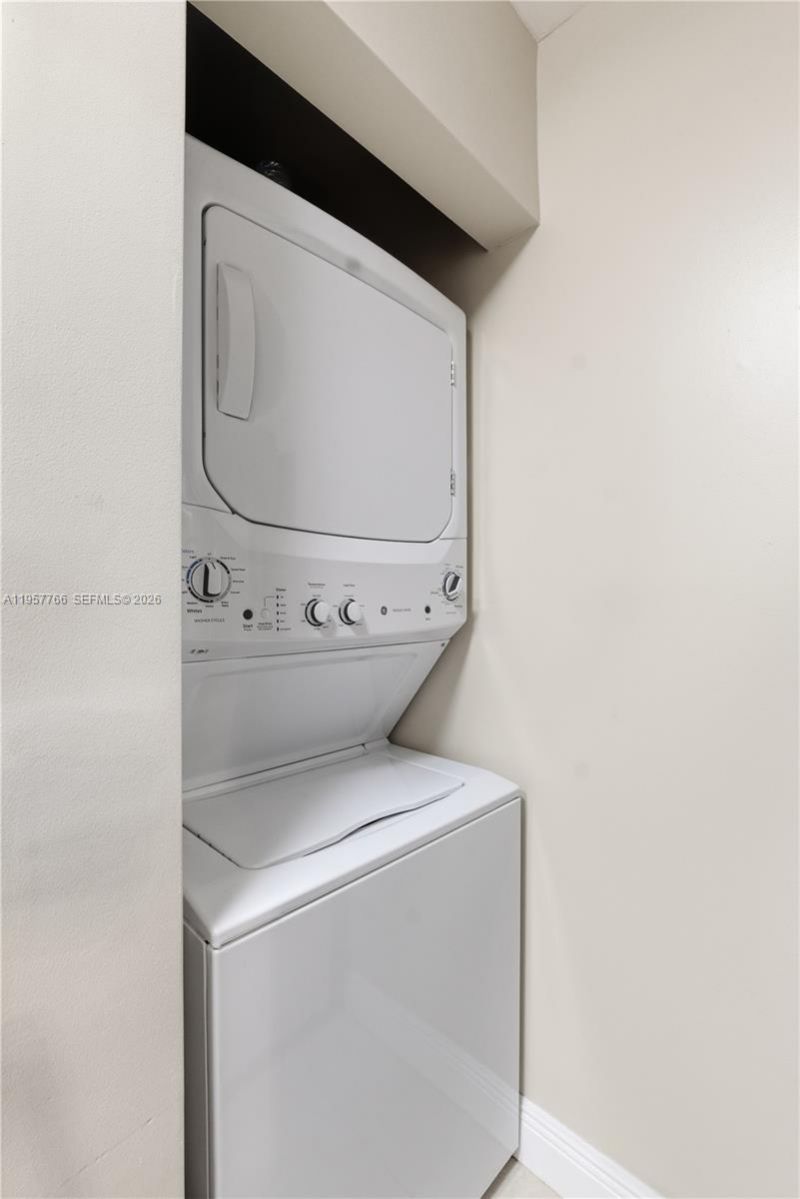 11654 NW 11th St, Unit 11654, Pembroke Pines, FL 33026 Photo