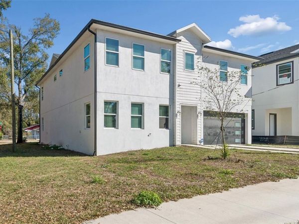 2801 E 19TH AVENUE, TAMPA, FL 33605