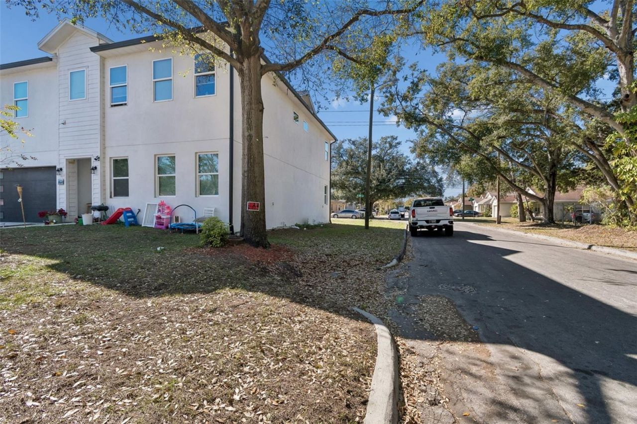 2801 E 19th Avenue, Tampa, FL 33605 Photo