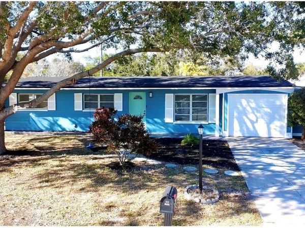 6616 AUBURN AVENUE, BRADENTON, FL 34207