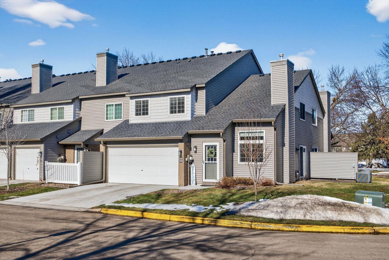 9935 Russell Avenue N, Unit 12, Brooklyn Park, MN 55444 Main Photo