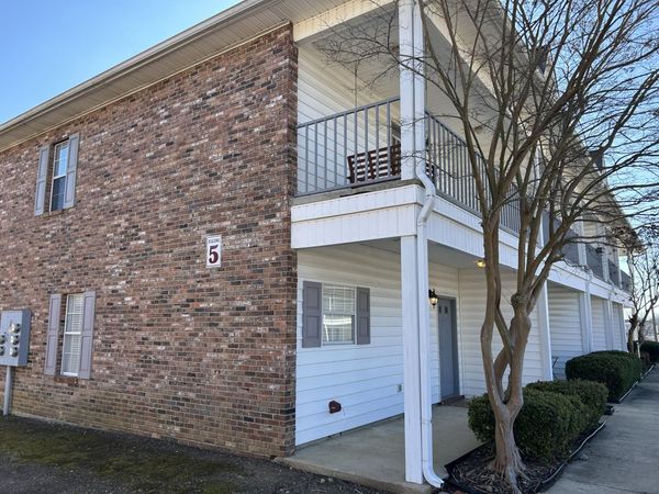 202 Tomlinson Dr #5A, Starkville, MS 39759