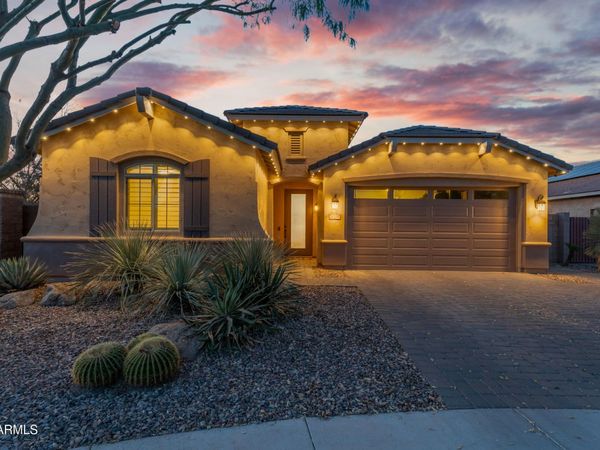 20282 E ARROWHEAD Trail, Queen Creek, AZ 85142