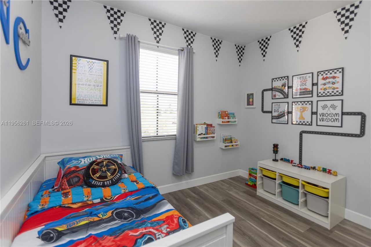 5203 NW 50th Ter, Tamarac, FL 33319 Photo