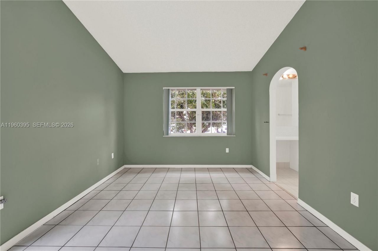 11321 SW 62nd Ln, Miami, FL 33173 Photo