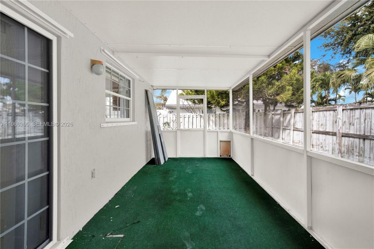 11321 SW 62nd Ln, Miami, FL 33173 Photo