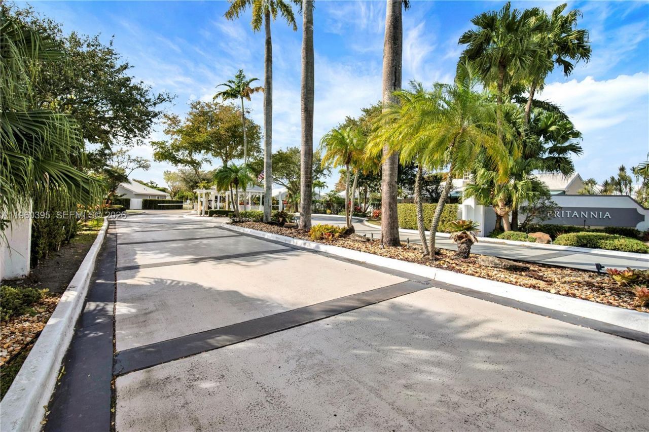 11321 SW 62nd Ln, Miami, FL 33173 Photo