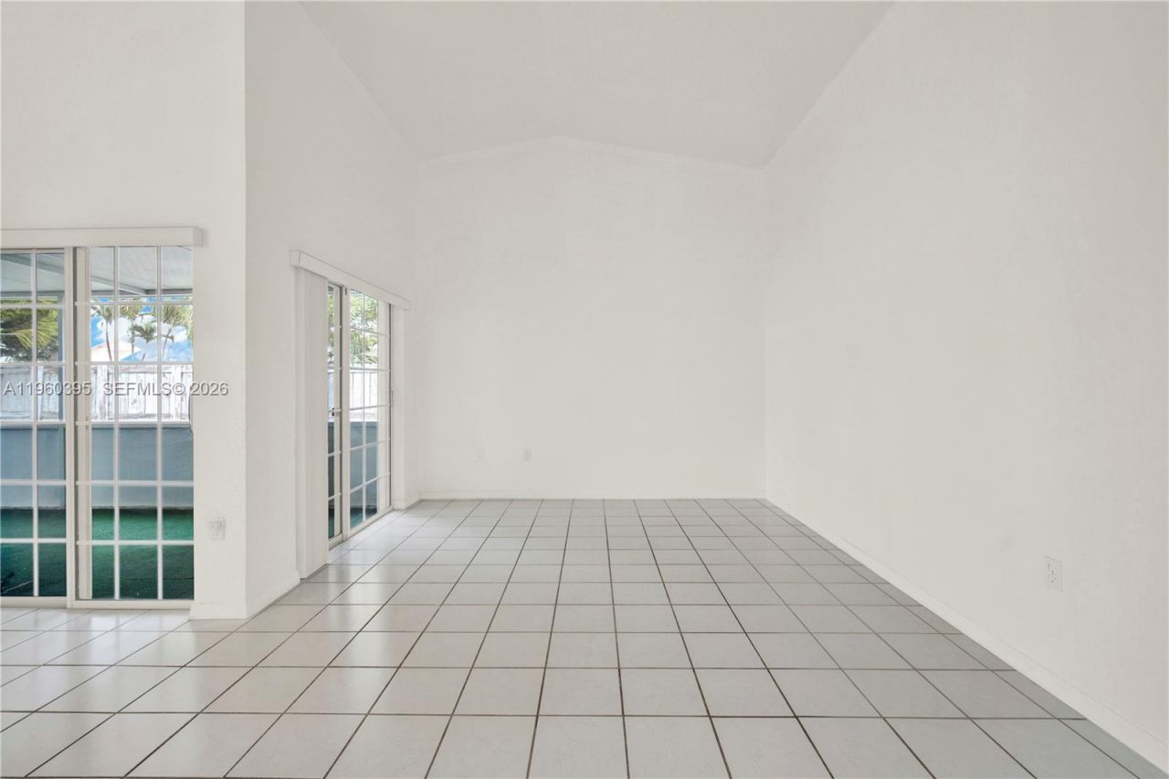 11321 SW 62nd Ln, Miami, FL 33173 Photo