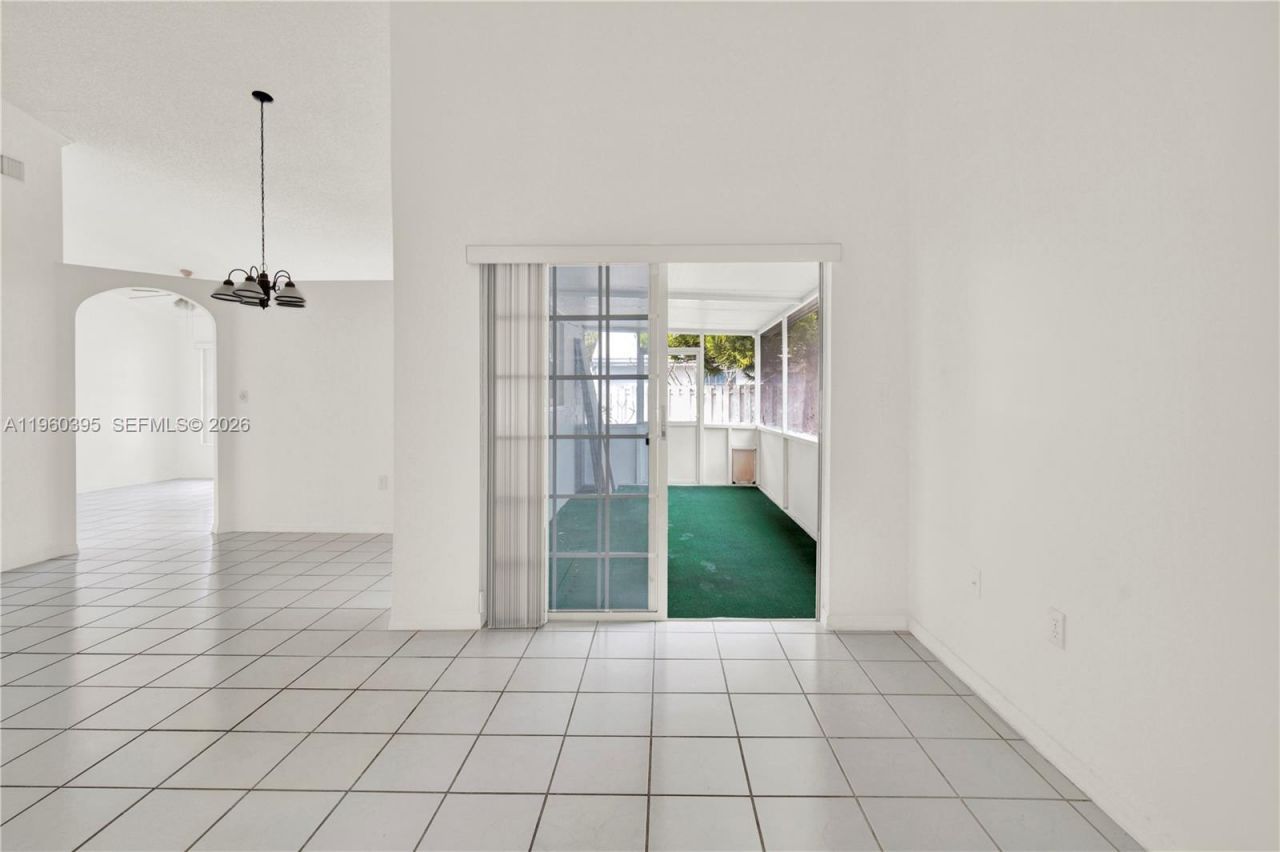 11321 SW 62nd Ln, Miami, FL 33173 Photo