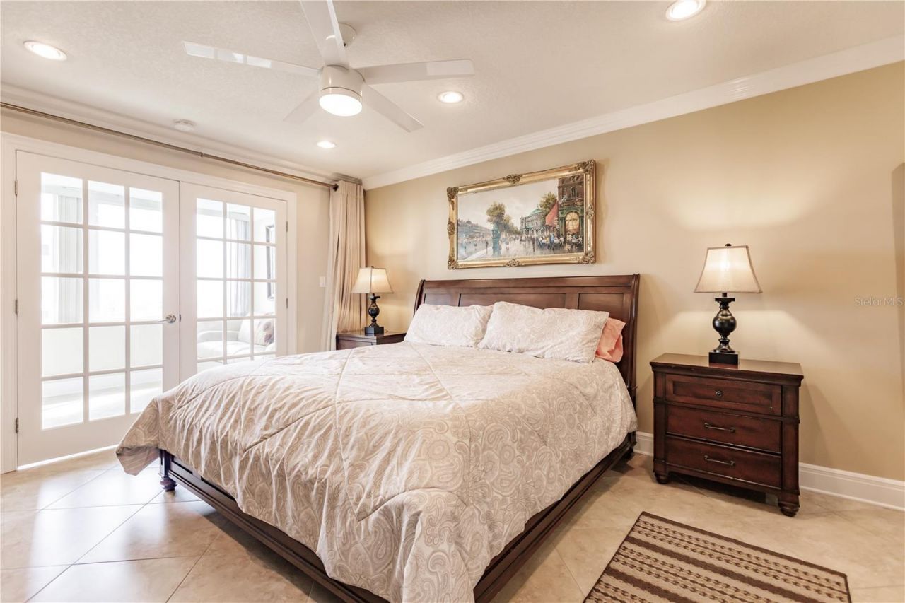 1055 W Peppertree Drive, Unit 606AA, Sarasota, FL 34242 Photo