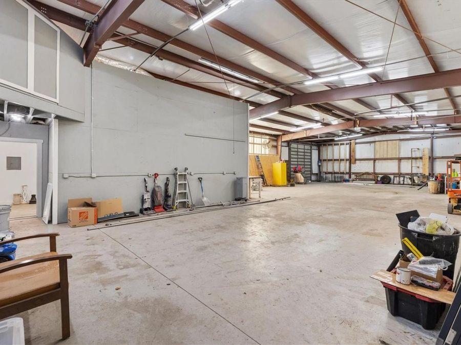 Property Image 36