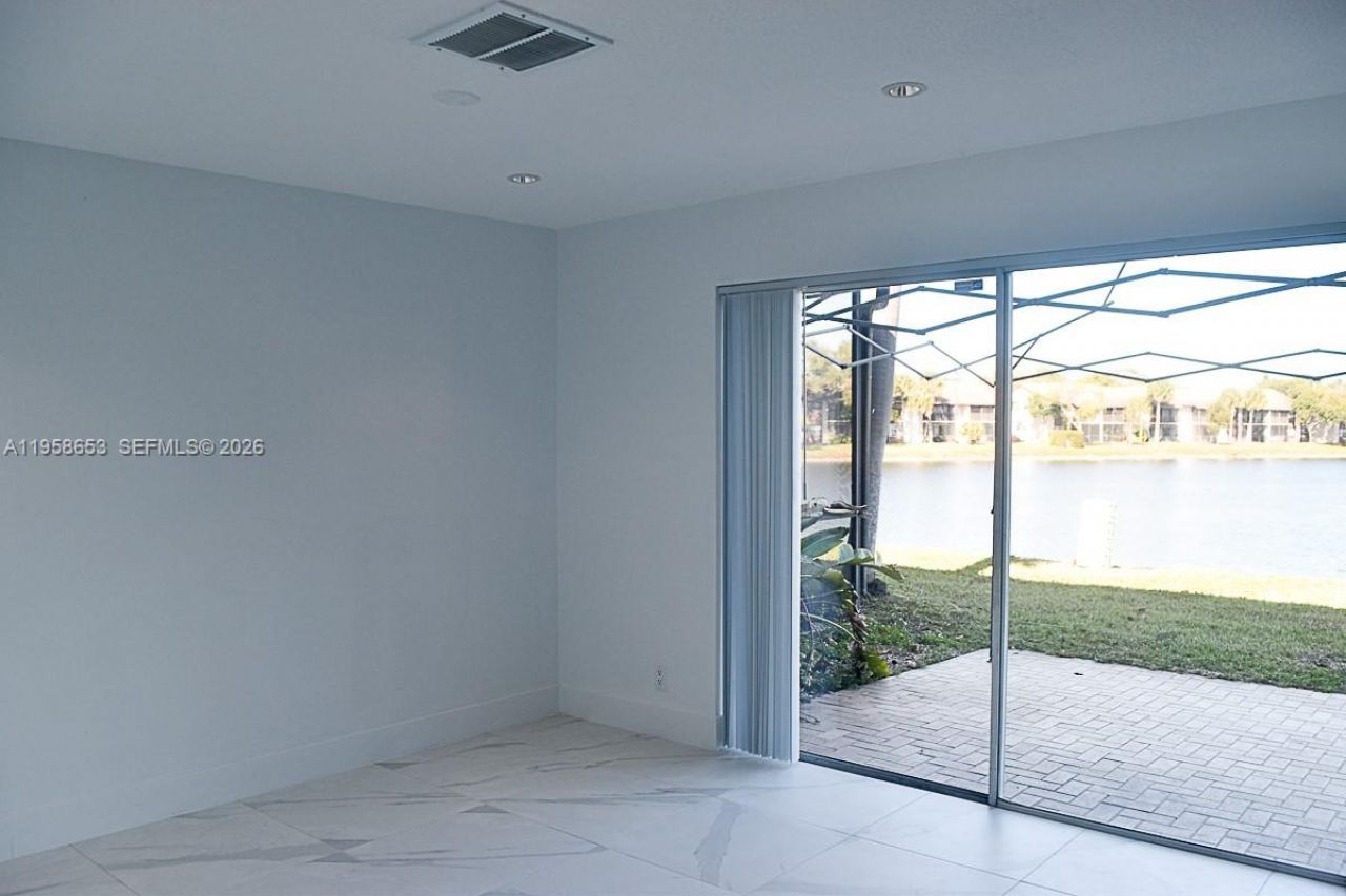 9763 NW 37th St , Sunrise, FL 33351 Photo