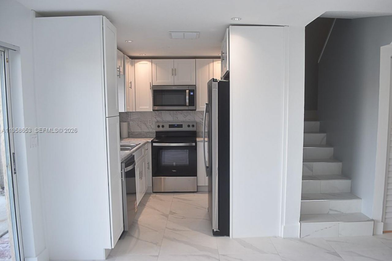 9763 NW 37th St , Sunrise, FL 33351 Photo