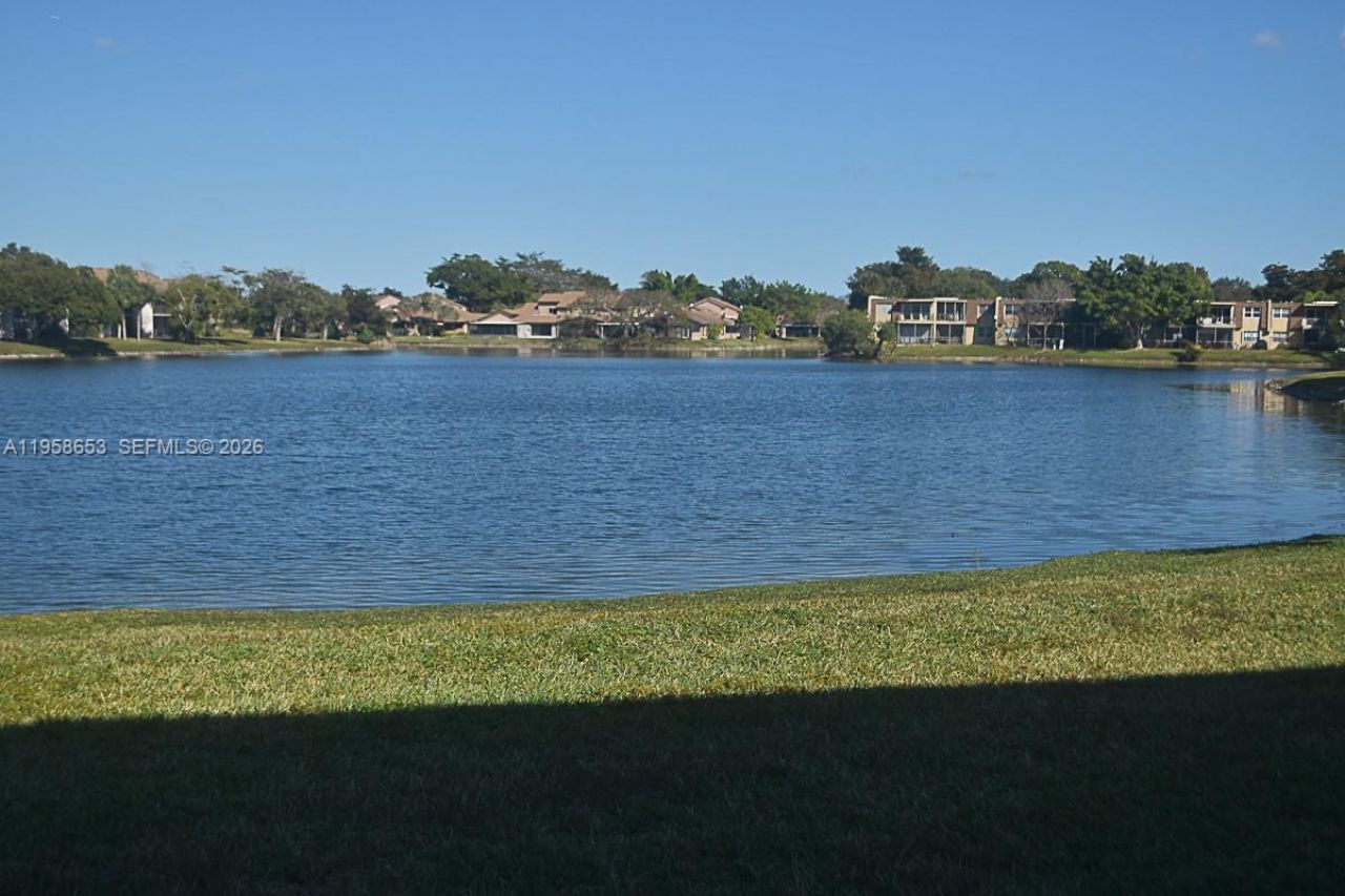 9763 NW 37th St , Sunrise, FL 33351 Photo