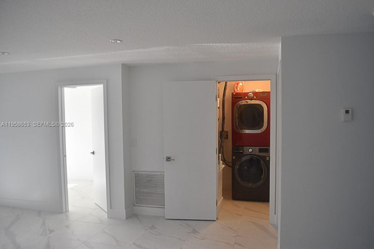 9763 NW 37th St , Sunrise, FL 33351 Photo