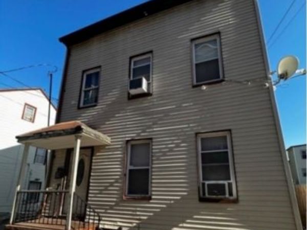 148 Barclay St, Paterson, NJ 07503