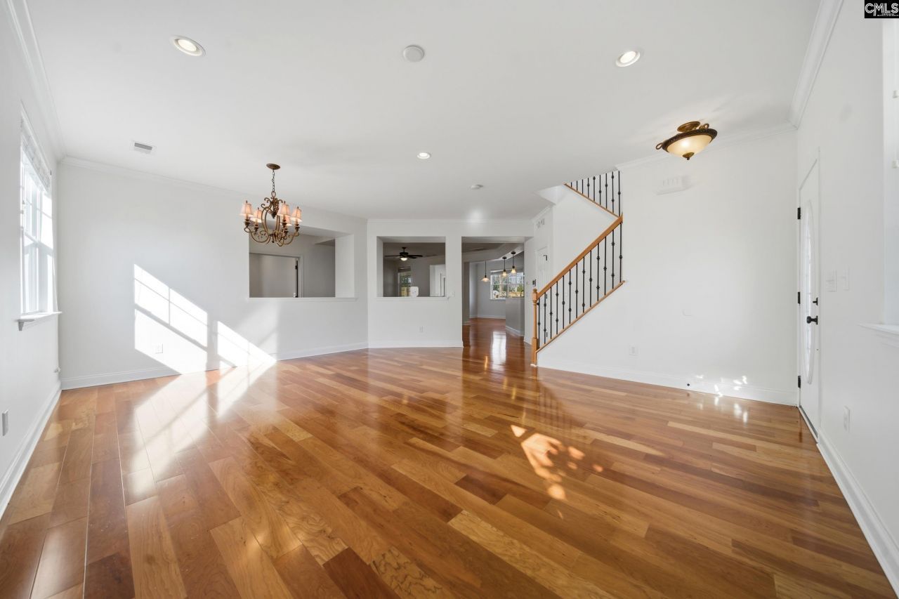 420 Plymouth Pass Drive  Photo 5