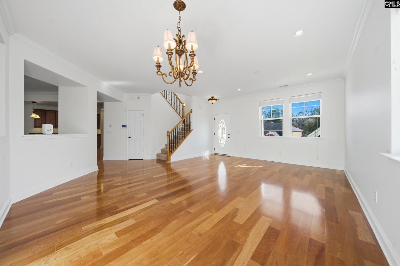 420 Plymouth Pass Drive  Photo 6