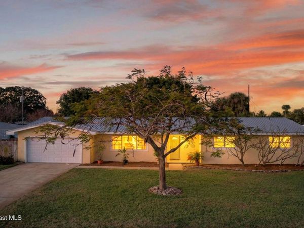 560 Glenwood Avenue , Satellite Beach, FL 32937