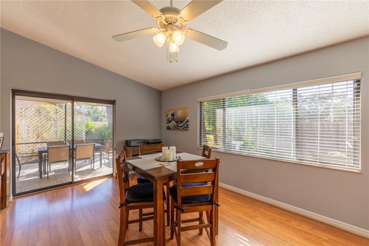 8457 Cypress Lake Circle, Sarasota, FL 34243 Photo