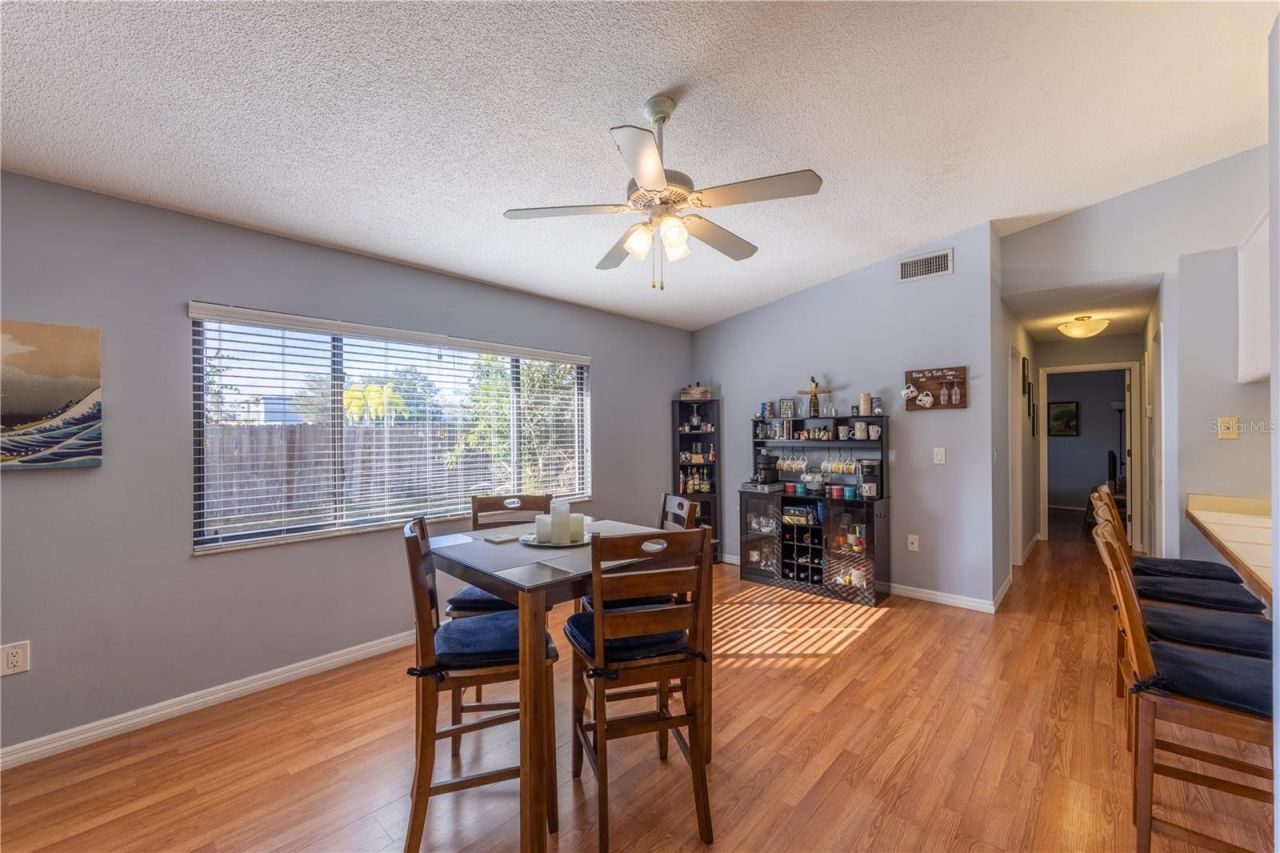 8457 Cypress Lake Circle, Sarasota, FL 34243 Photo