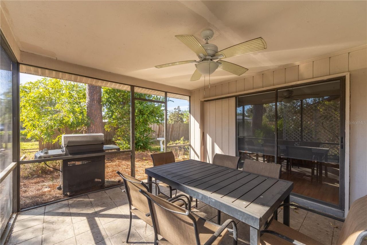 8457 Cypress Lake Circle, Sarasota, FL 34243 Photo