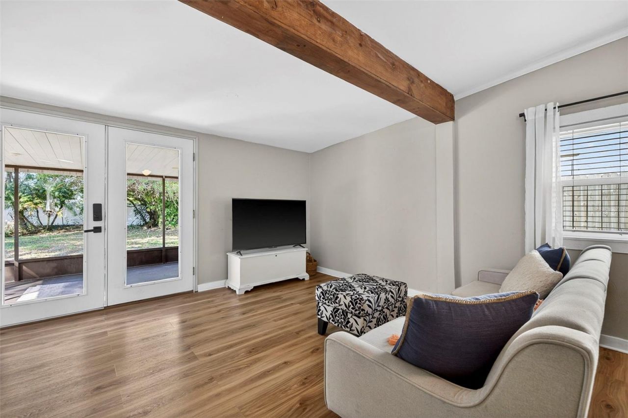 5336 10th Street N, Saint Petersburg, FL 33703 Photo