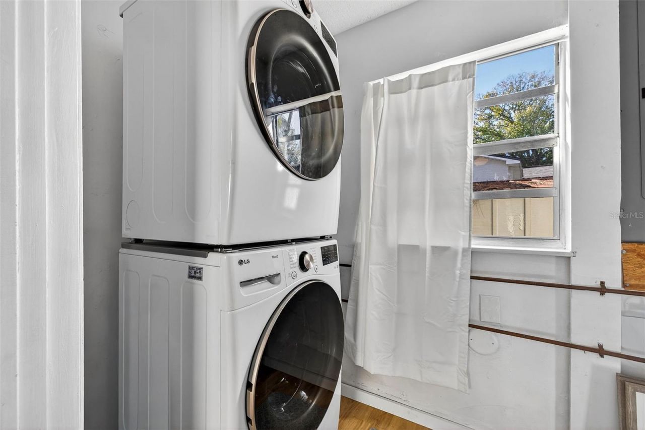 5336 10th Street N, Saint Petersburg, FL 33703 Photo