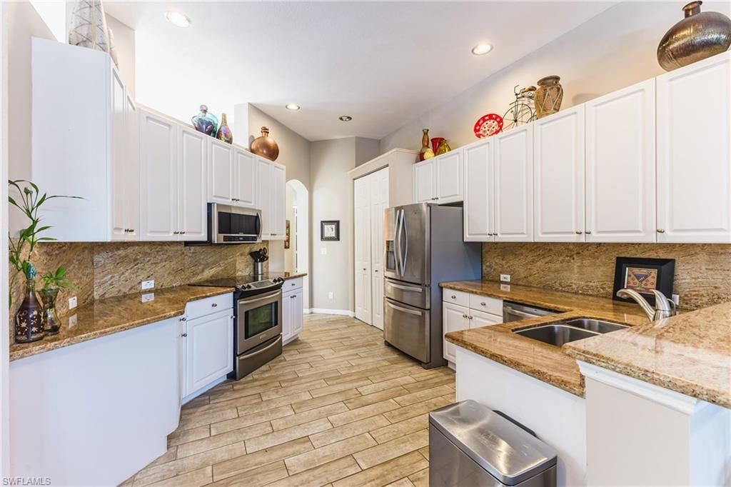 25413 Alicante Dr, Bonita Springs, FL 34134 Photo