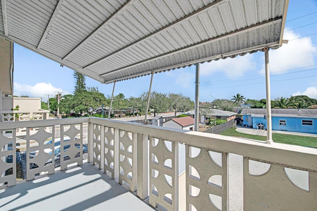 606 S C Street, Unit 204, Lake Worth Beach, FL 33460 Photo