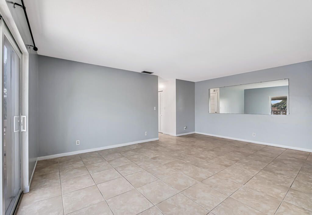 606 S C Street, Unit 204, Lake Worth Beach, FL 33460 Photo