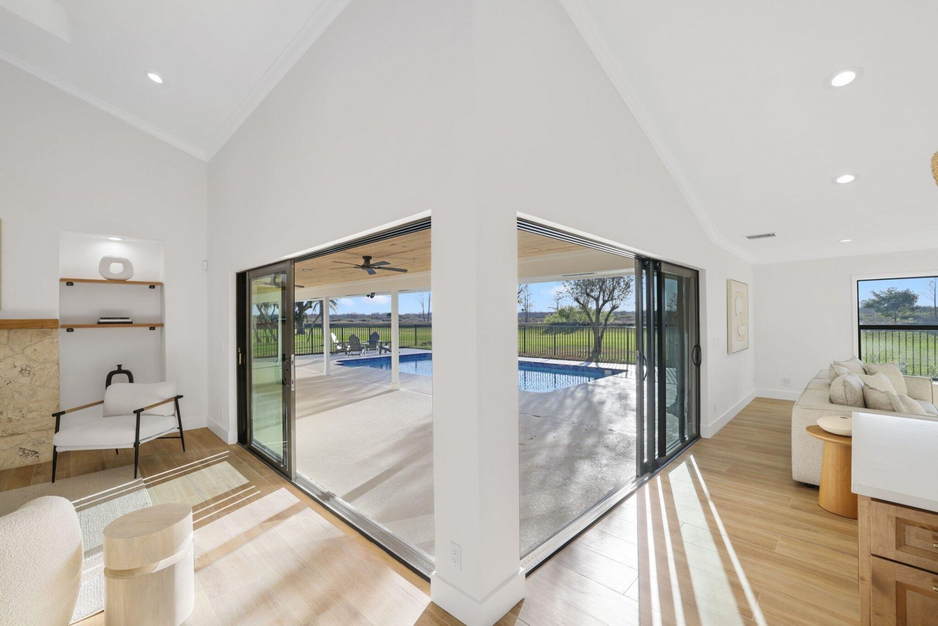 24 Dunbar Road, Palm Beach Gardens, FL 33418 Photo