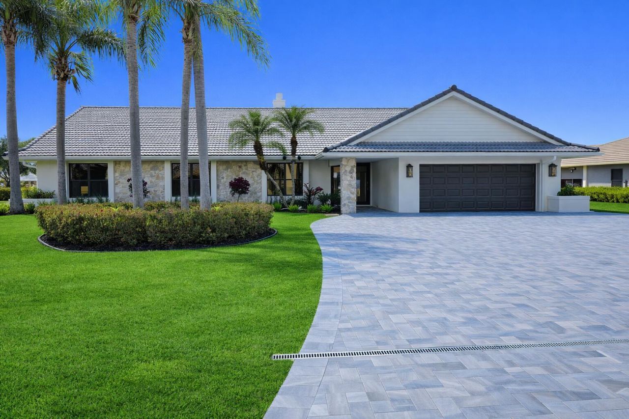 24 Dunbar Road, Palm Beach Gardens, FL 33418 Photo