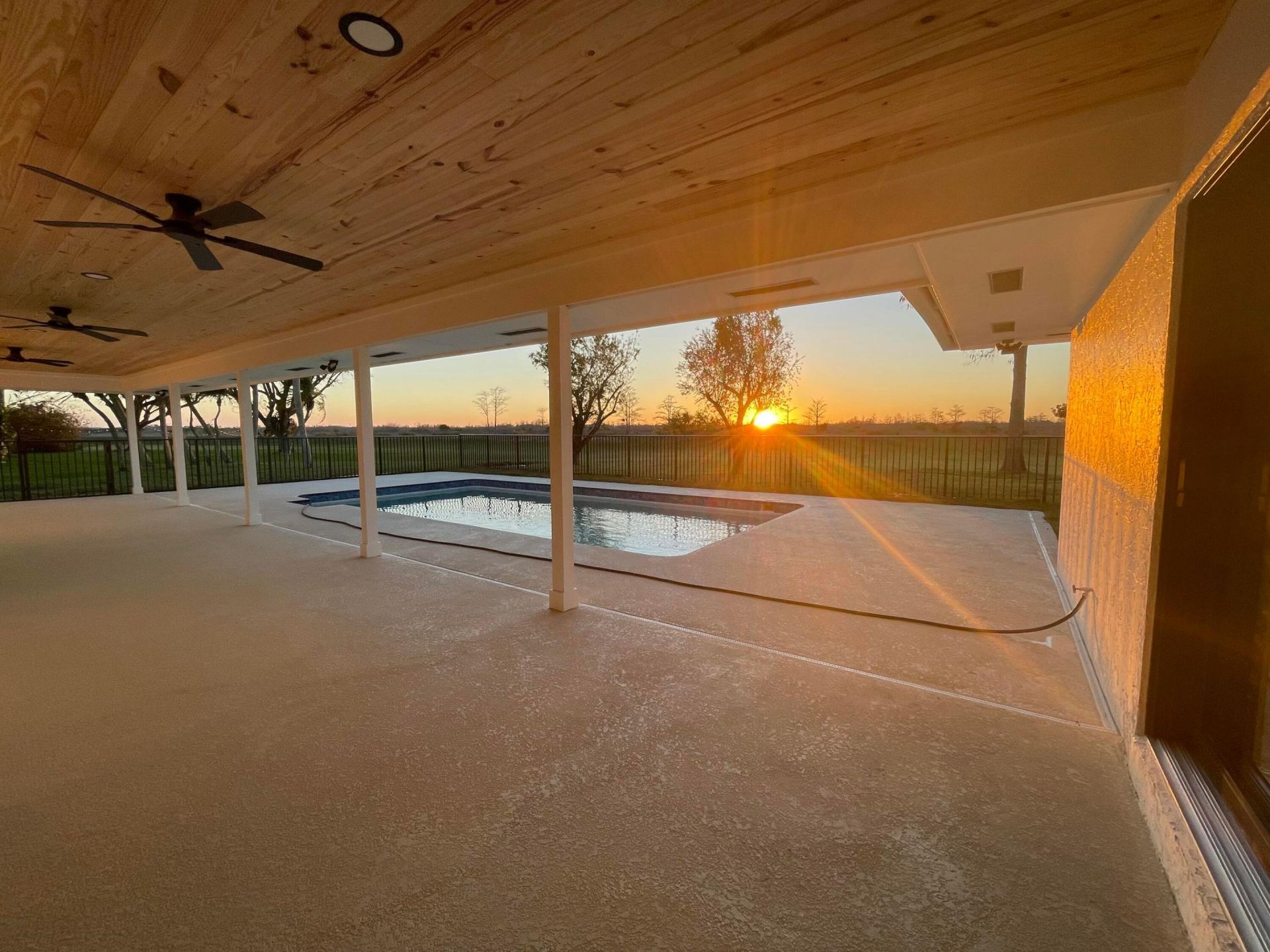 24 Dunbar Road, Palm Beach Gardens, FL 33418 Photo