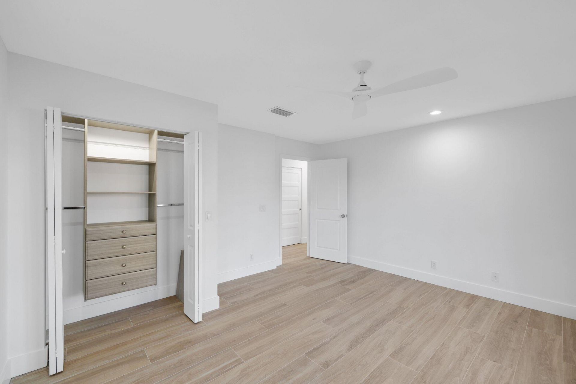 24 Dunbar Road, Palm Beach Gardens, FL 33418 Photo