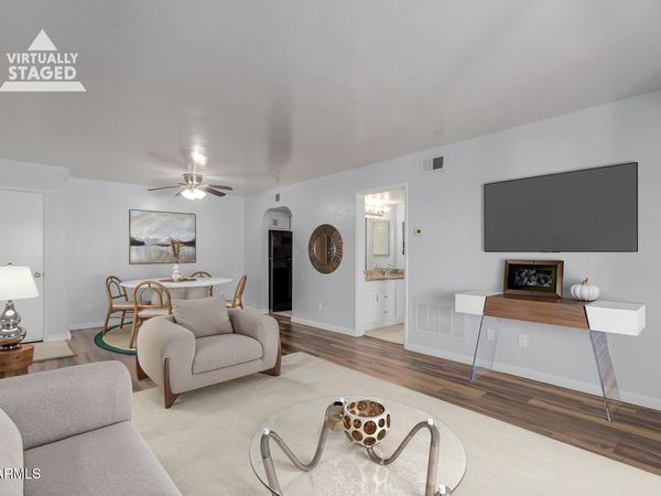 10444 N 69TH Street, Unit 206, Paradise Valley, AZ 85253