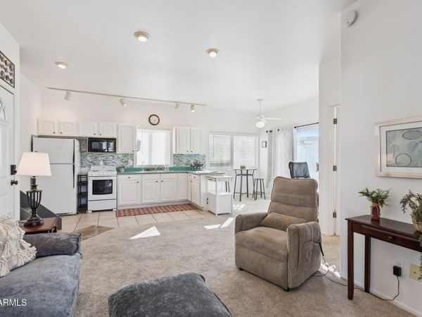 17200 W BELL Road, Unit 869, Surprise, AZ 85374