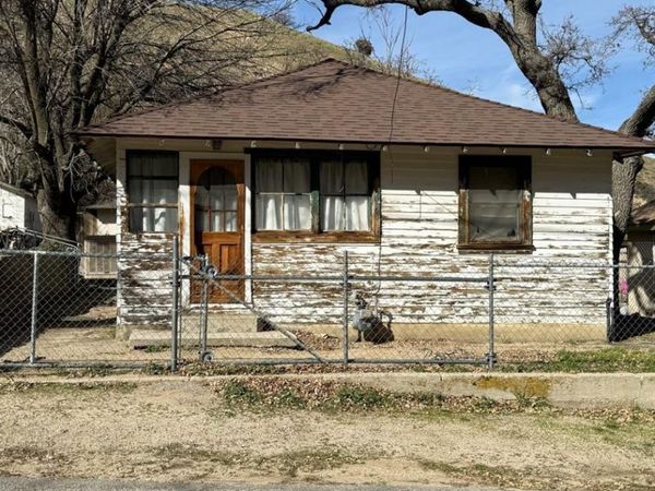 433 South Drive, Lebec, CA 93243