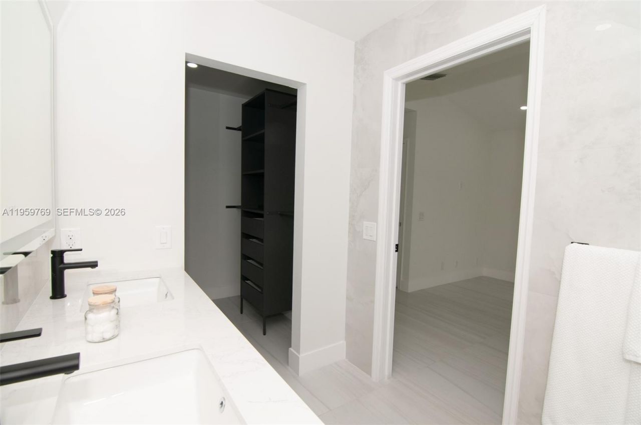 4420 Dogwood Cir, Unit 4420, Weston, FL 33331 Photo