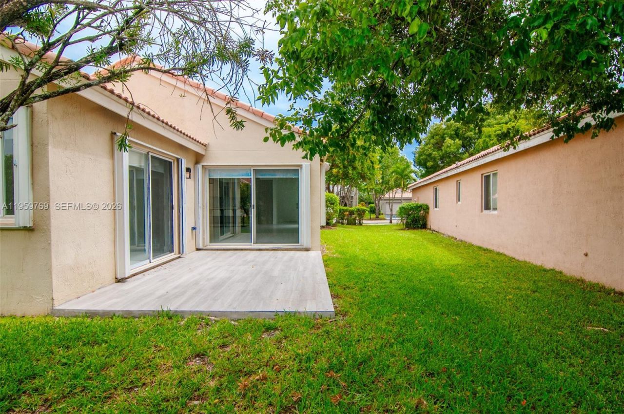 4420 Dogwood Cir, Unit 4420, Weston, FL 33331 Photo