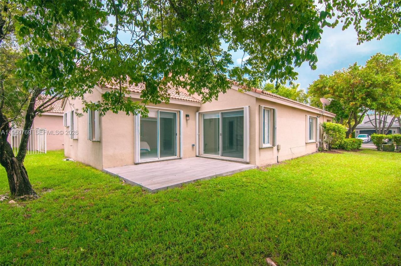 4420 Dogwood Cir, Unit 4420, Weston, FL 33331 Photo