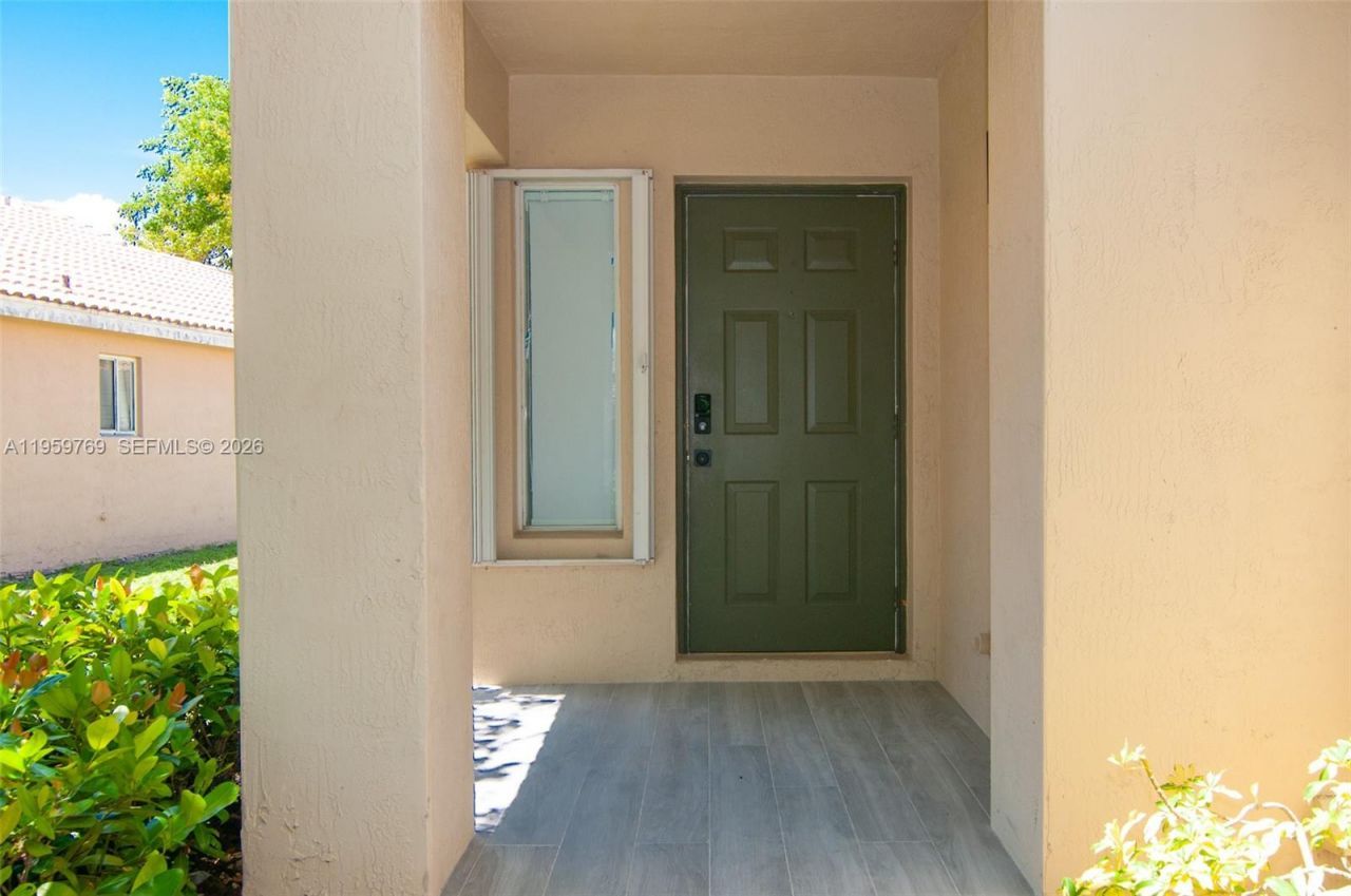 4420 Dogwood Cir, Unit 4420, Weston, FL 33331 Photo