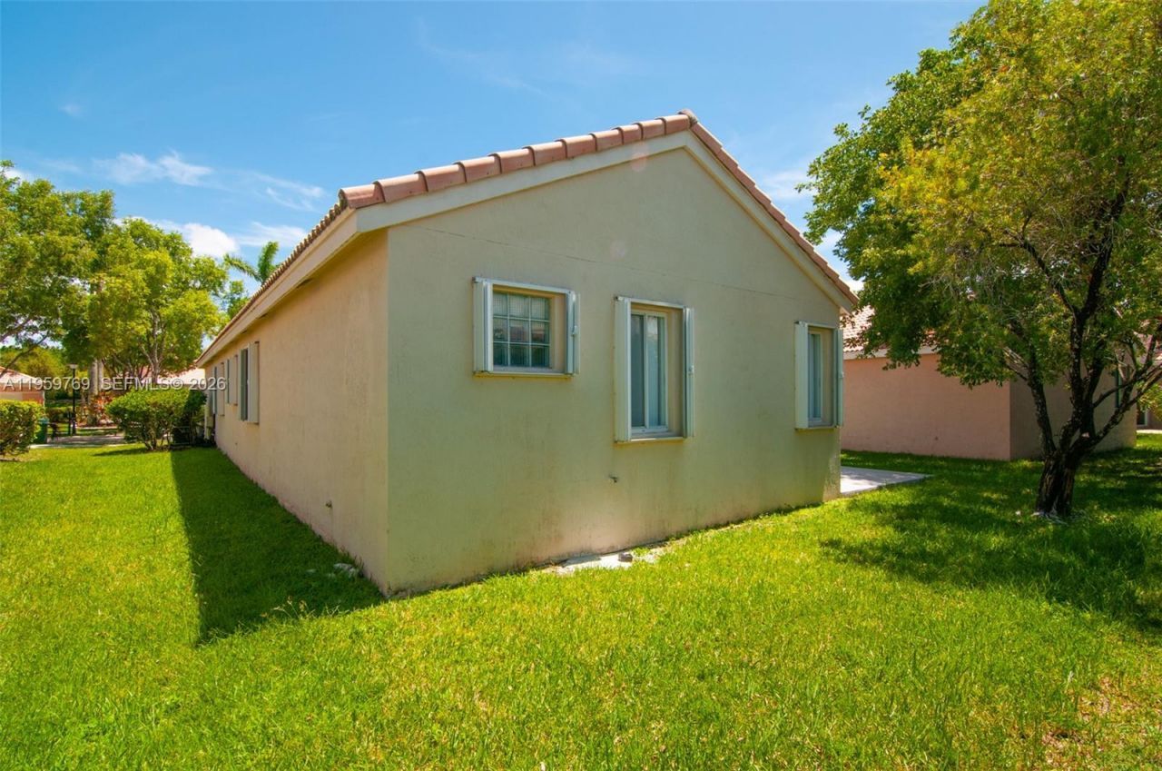4420 Dogwood Cir, Unit 4420, Weston, FL 33331 Photo