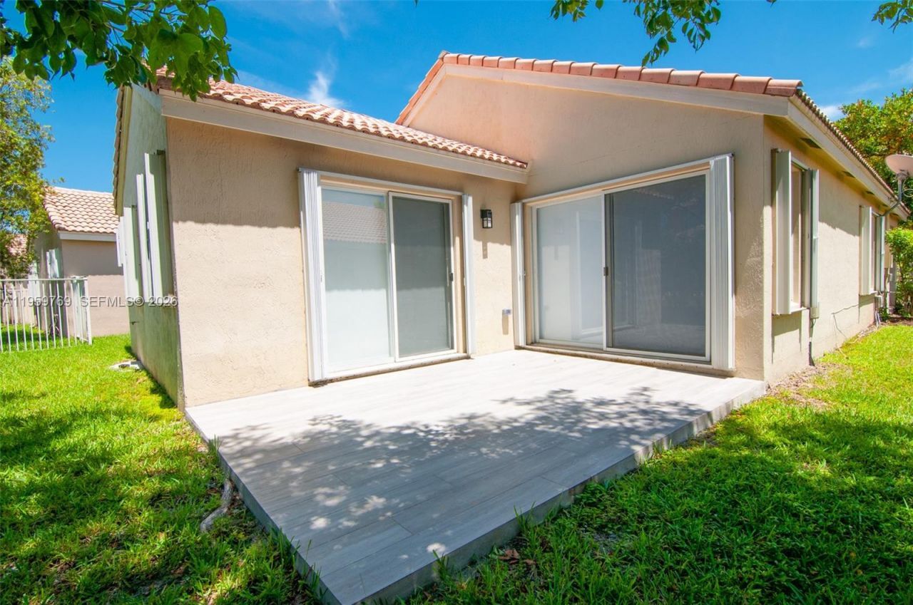 4420 Dogwood Cir, Unit 4420, Weston, FL 33331 Photo