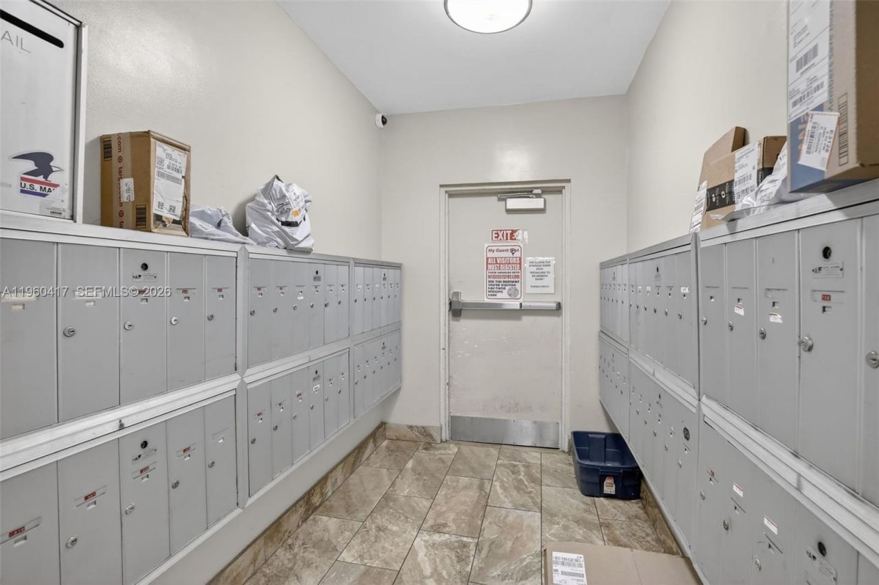 1811 Jefferson St, Unit 603, Hollywood, FL 33020 Photo