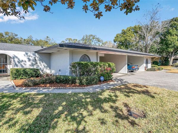 561 E ORANGE STREET, ALTAMONTE SPRINGS, FL 32701