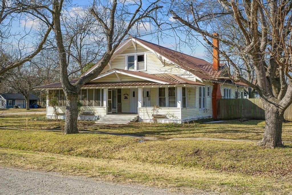 112 S Bonner Avenue, Kerens, TX 75144 Main Photo