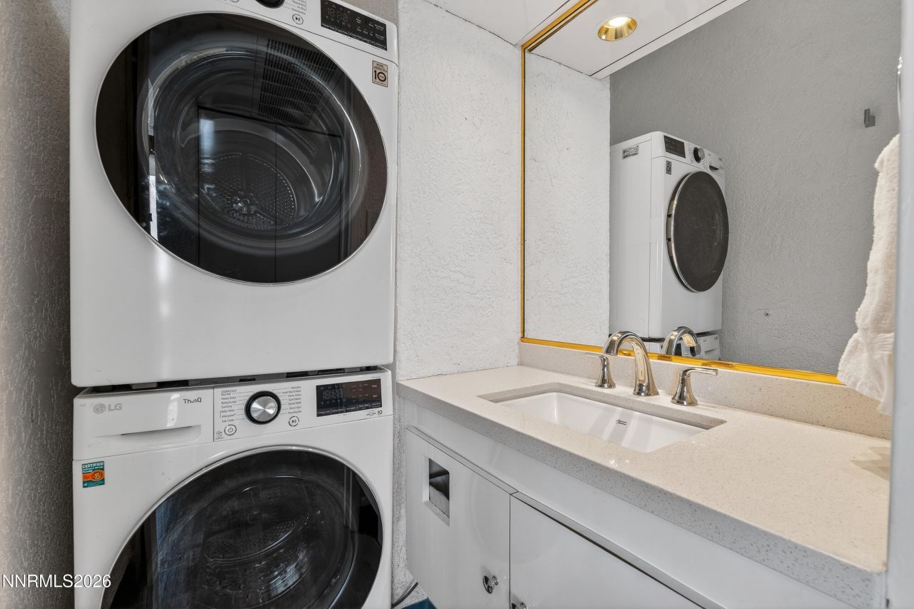 100 N Arlington Avenue, Unit 22H, Reno, NV 89501 Photo